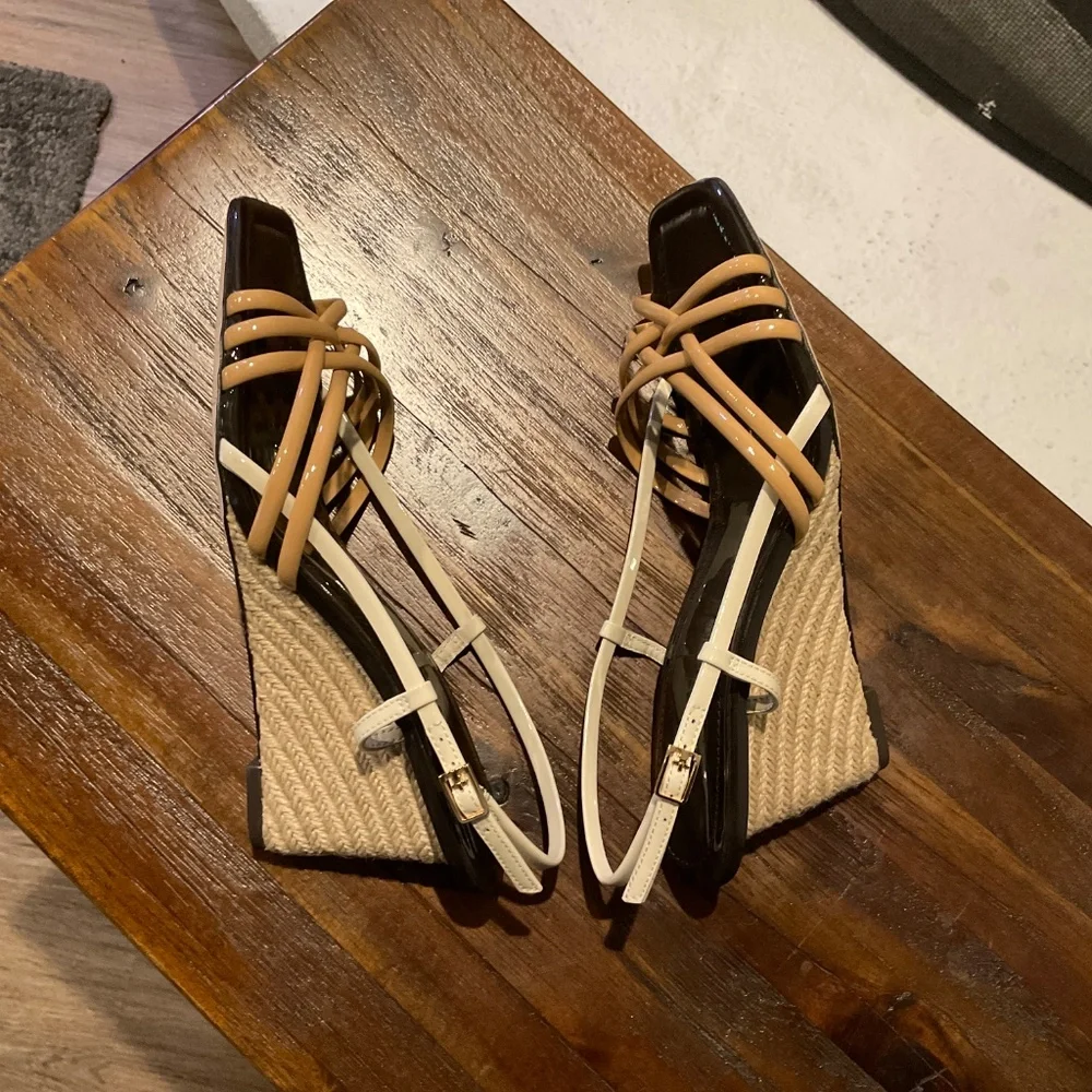 Tory Burch Multi-Strap Esppadrille Wedge Sandals Cantucci-Light Cream Size 9